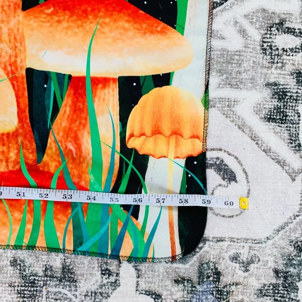 Retro Style Mushroom Wall Hanging Moon Stars Tapestry Colorful Bedding Cover